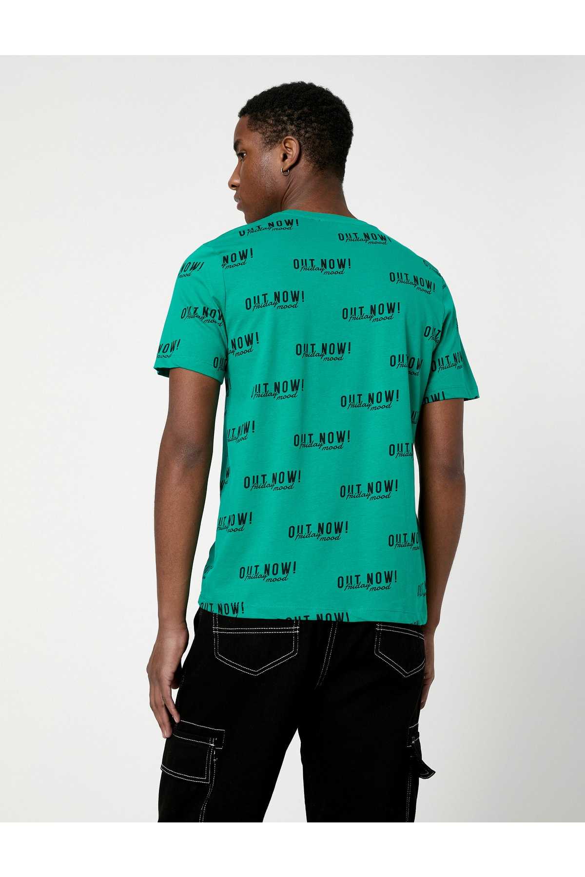 تیشرت یقه کوتاه نخی با چاپ شعار