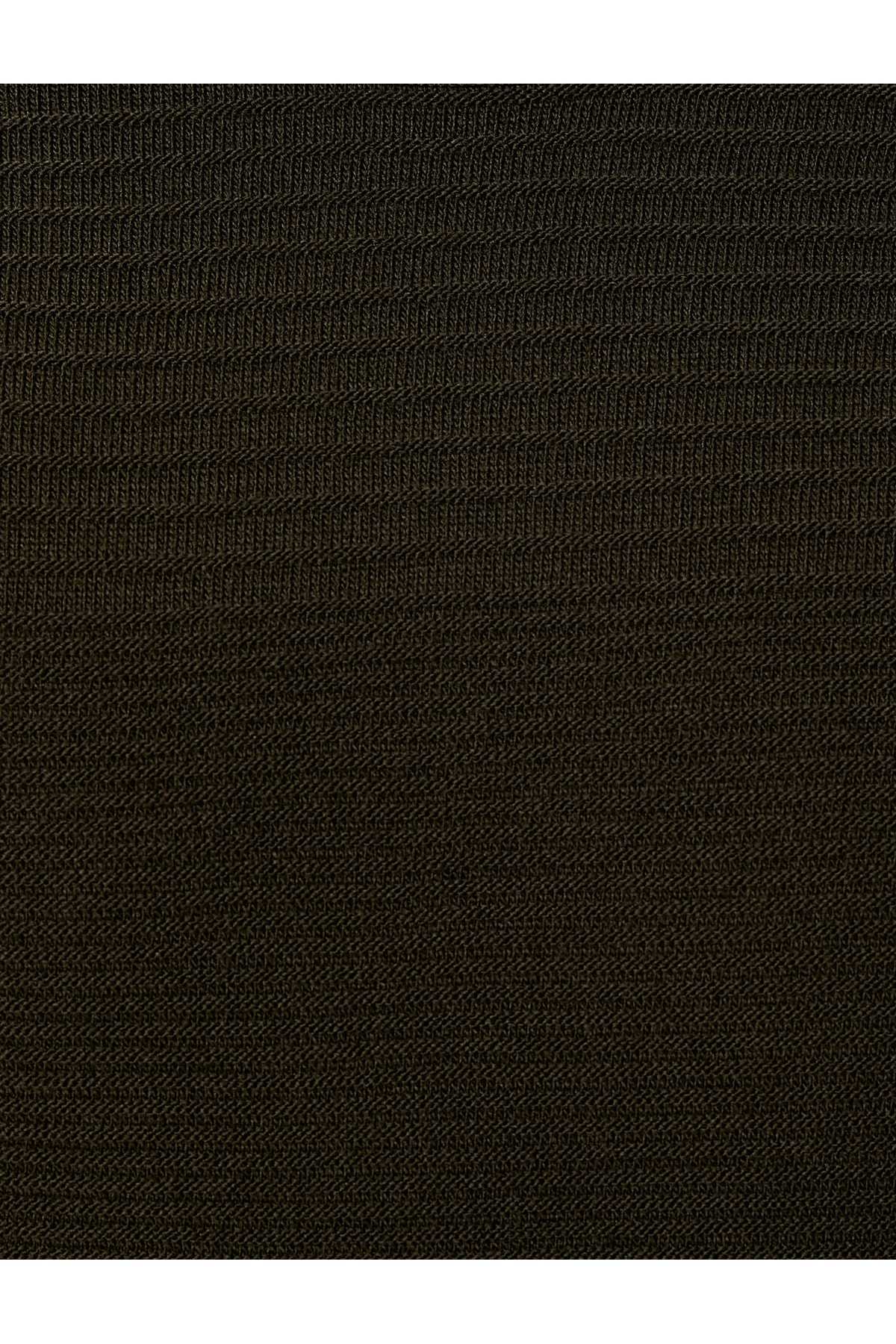 ژاکت بافتنی ساده با بافت یقه گرد با تناسب باریک