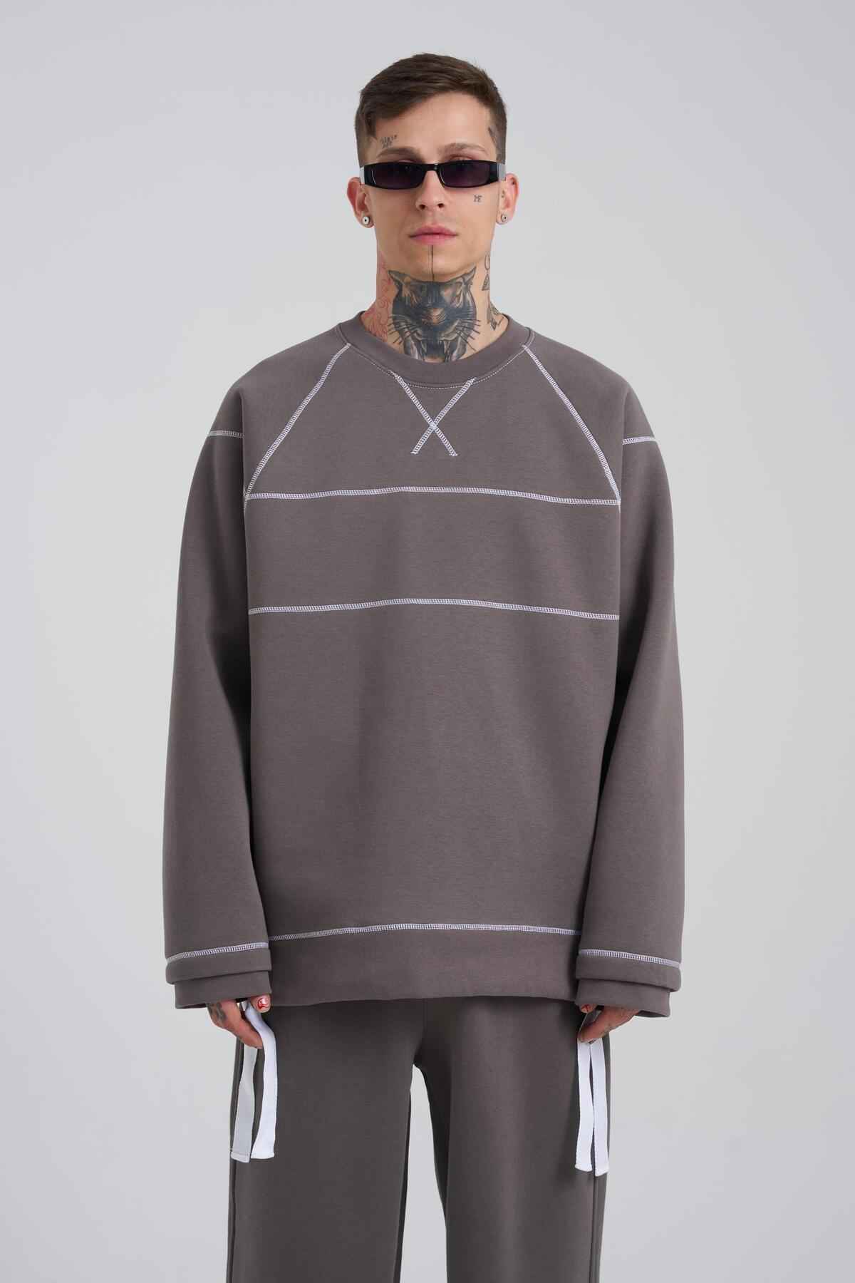 سوئیشرت مردانه با جزئیات دوخت اکرو سایز بزرگ