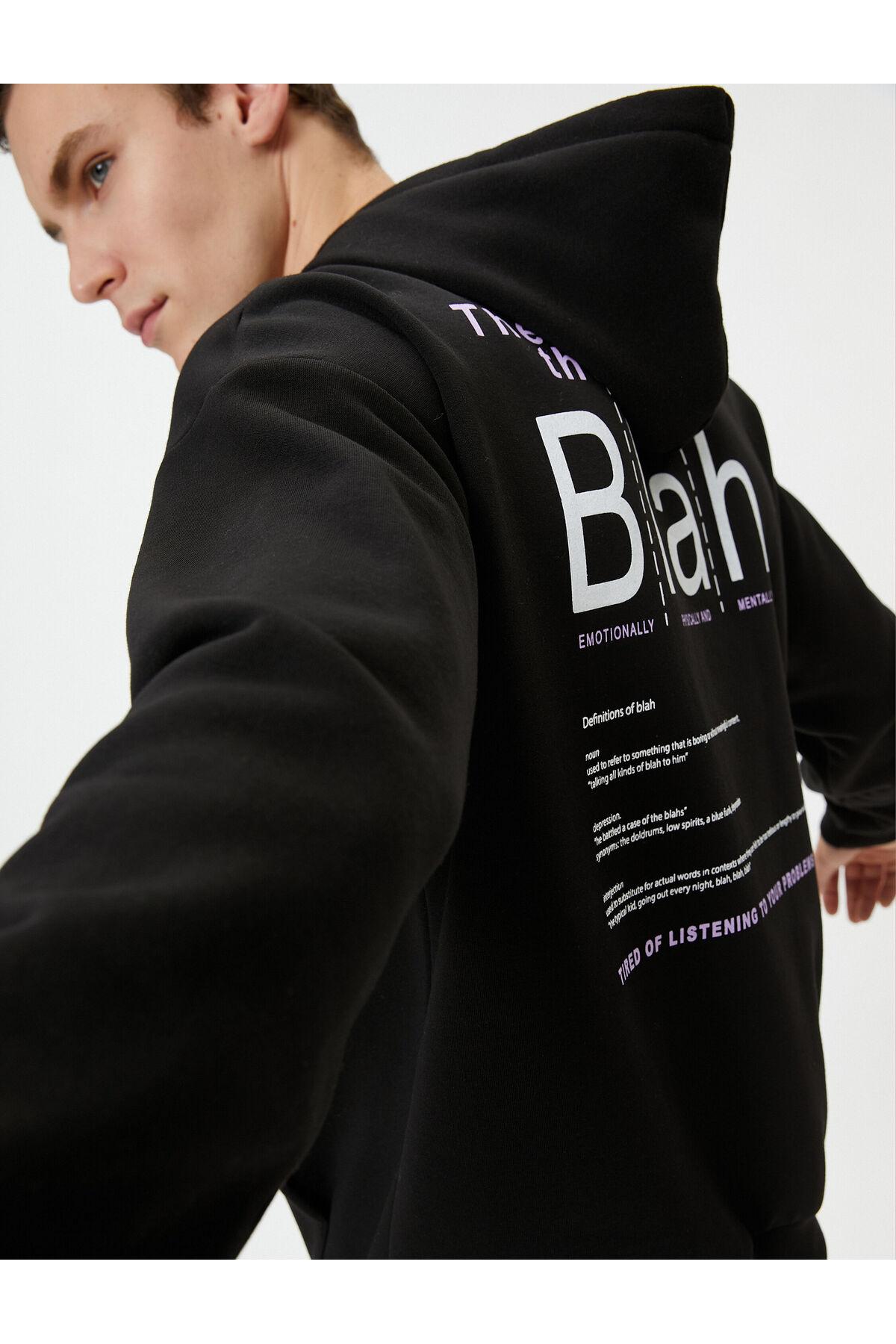 سویشرت چاپی پشت جیب کانگورویی کلاهدار