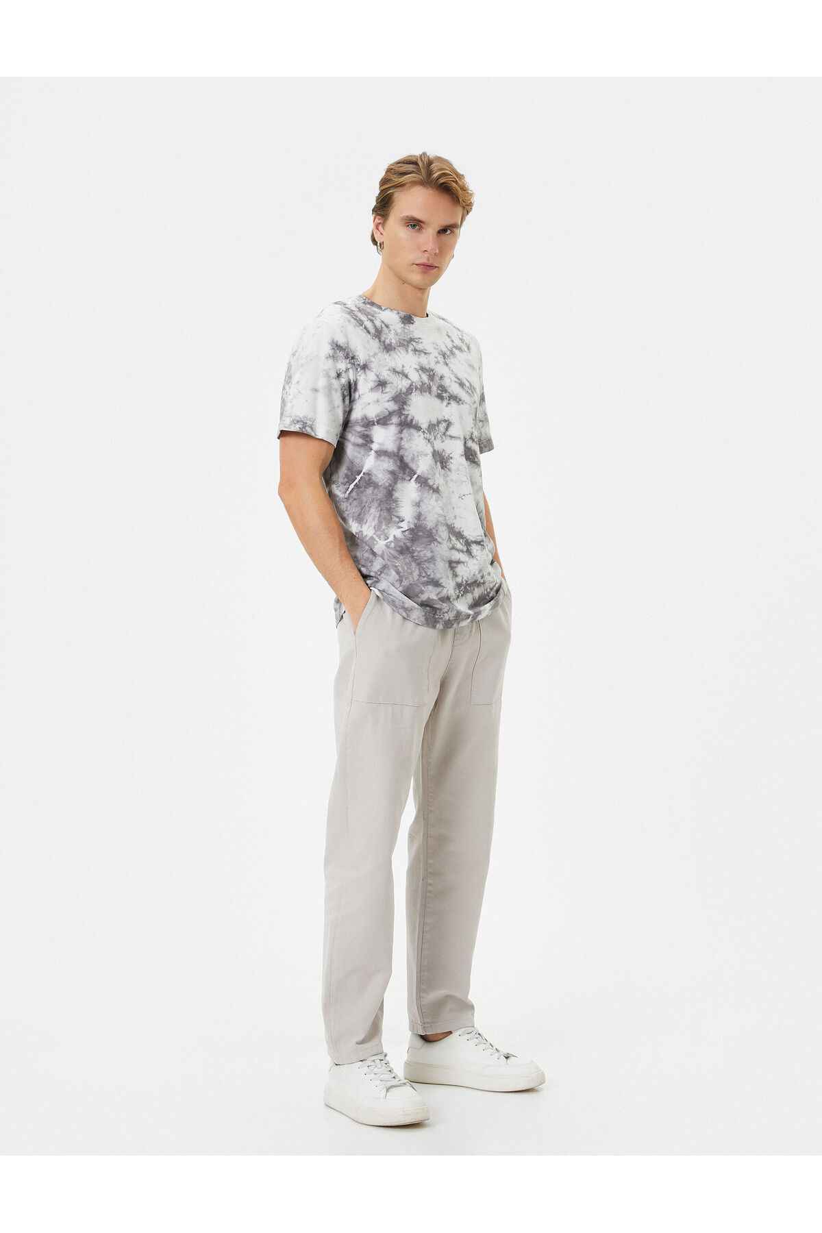 شلوار گشاد با دور کمر توری و جزئیات جیب