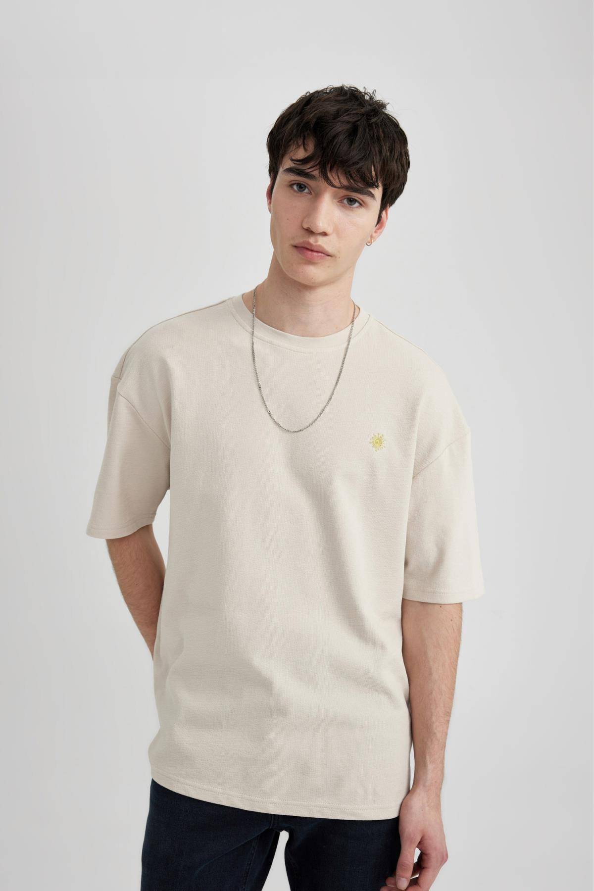 تیشرت آستین کوتاه چاپ شده با یقه فیت سایز بزرگ