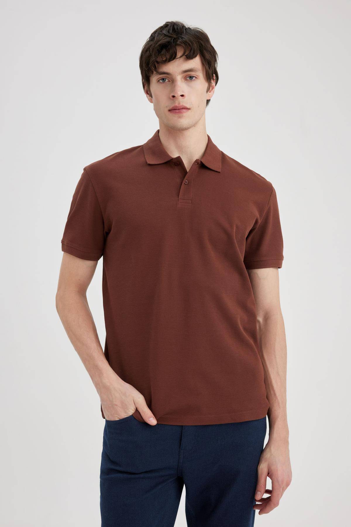 تیشرت پولو یقه ای با تناسب معمولی جدید