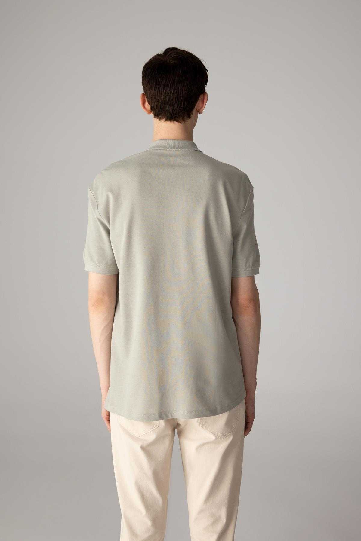 تیشرت پولو یقه ای با تناسب معمولی جدید