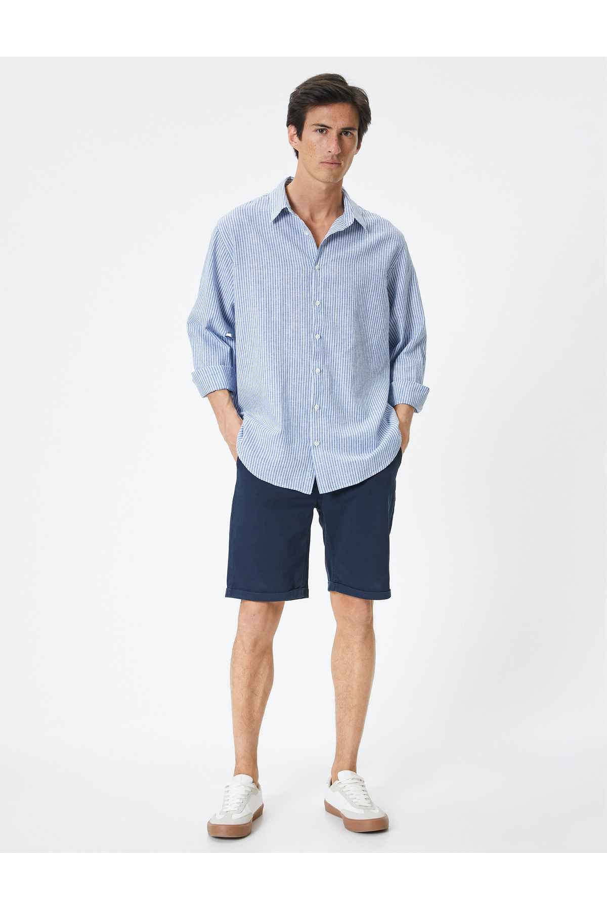 شلوارک پارچهای برمودا با جیب باریک و جک دار