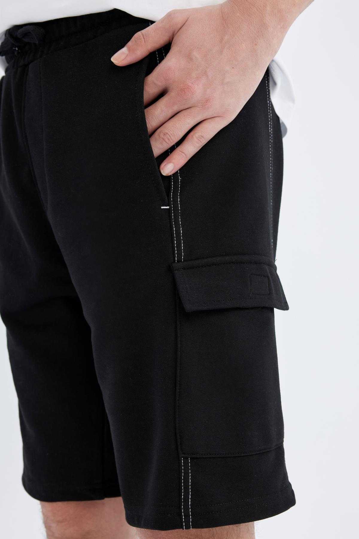 شلوارک ساق پای راست با تناسب منظم