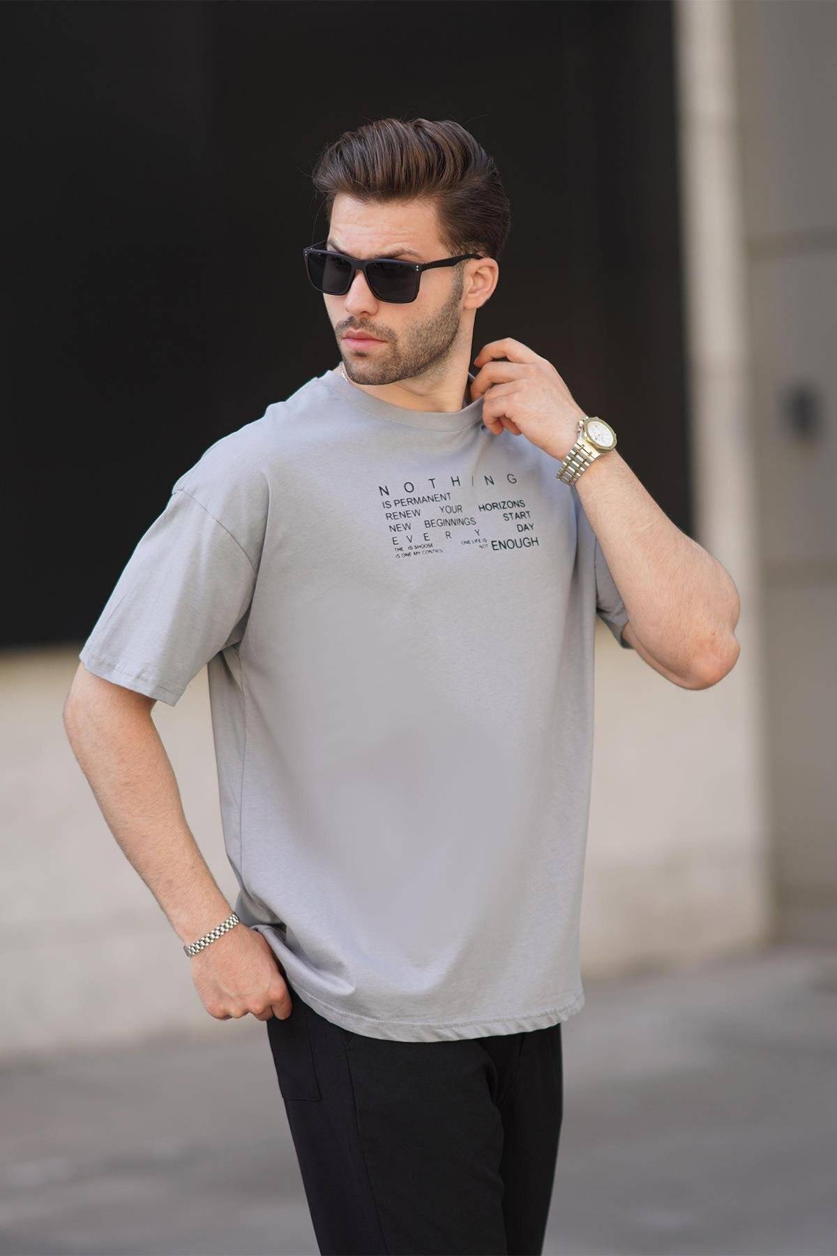 تیشرت مردانه آستین کوتاه چاپی یقه اورفیت بژ