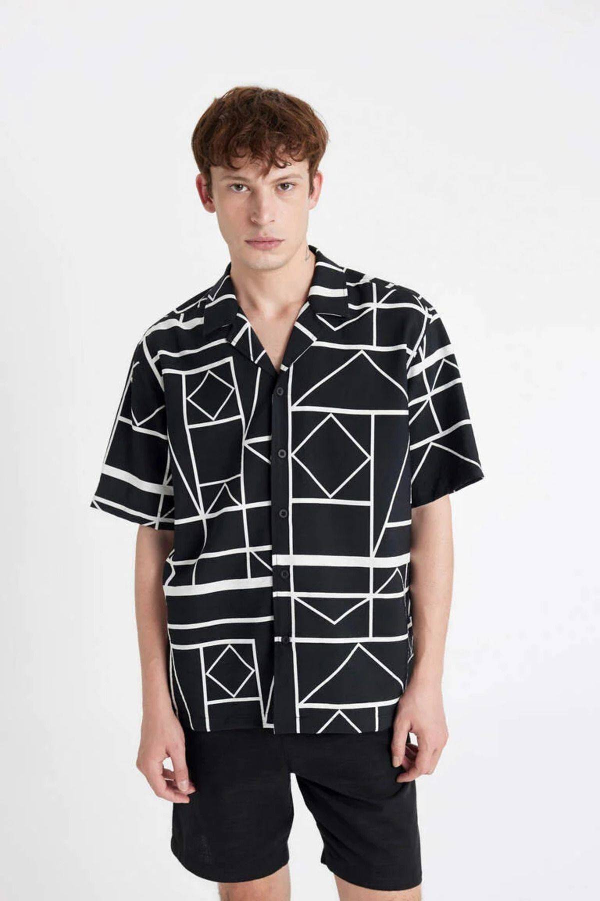 پیراهن آستین کوتاه ویسکوز چاپ شده با یقه قلاب بافی Relax Fit C7700ax24sm