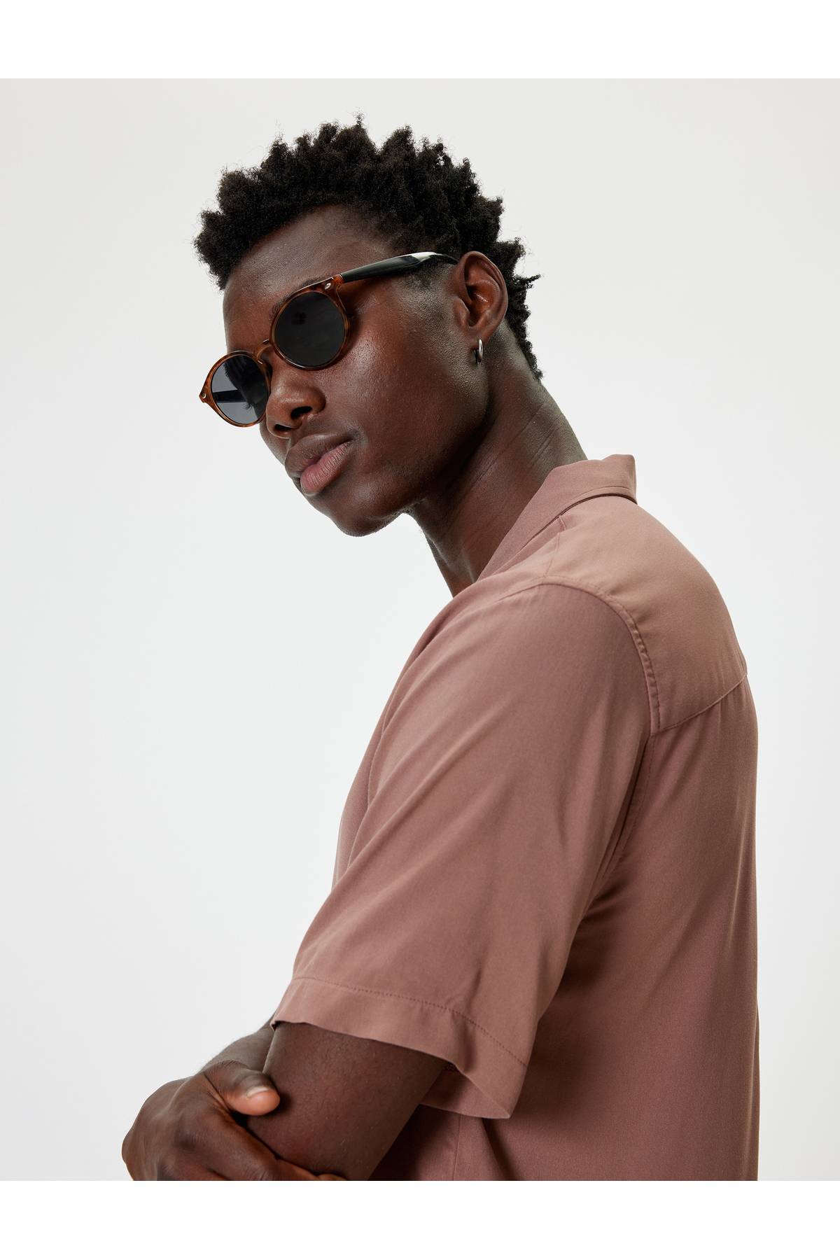 پیراهن تابستانی آستین کوتاه پارچه ویسکوز یقه رو به پایین