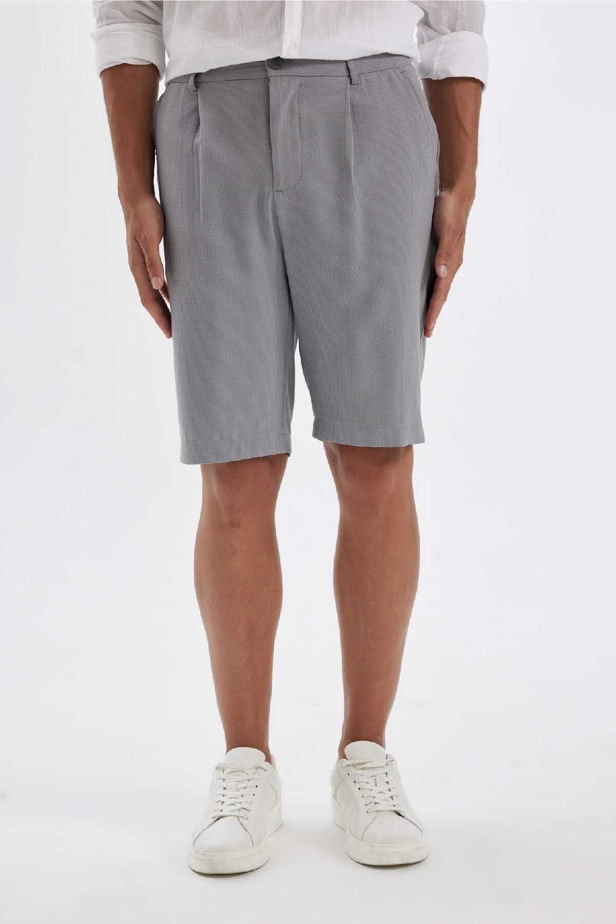 شورت برمودا چین دار