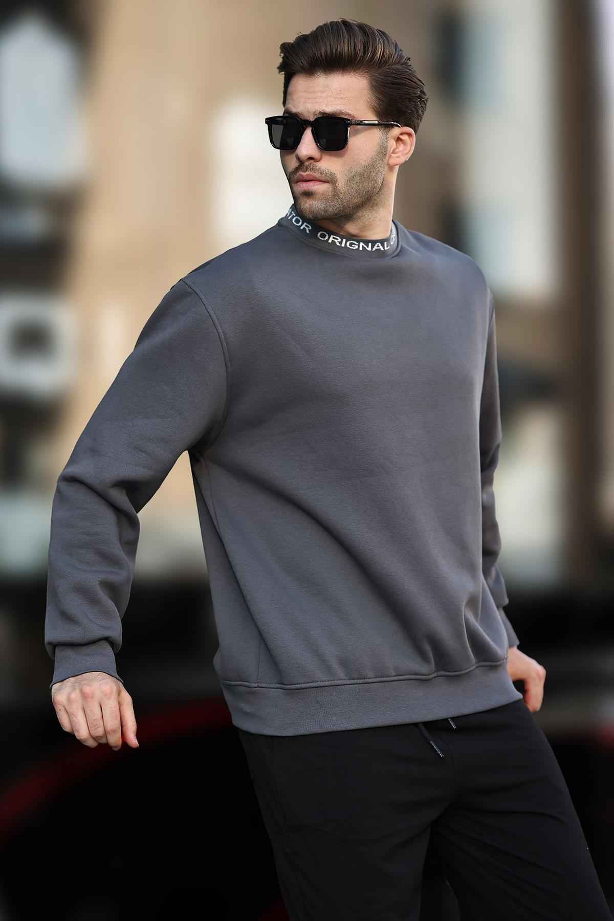 سویشرت مردانه یقه مشکی