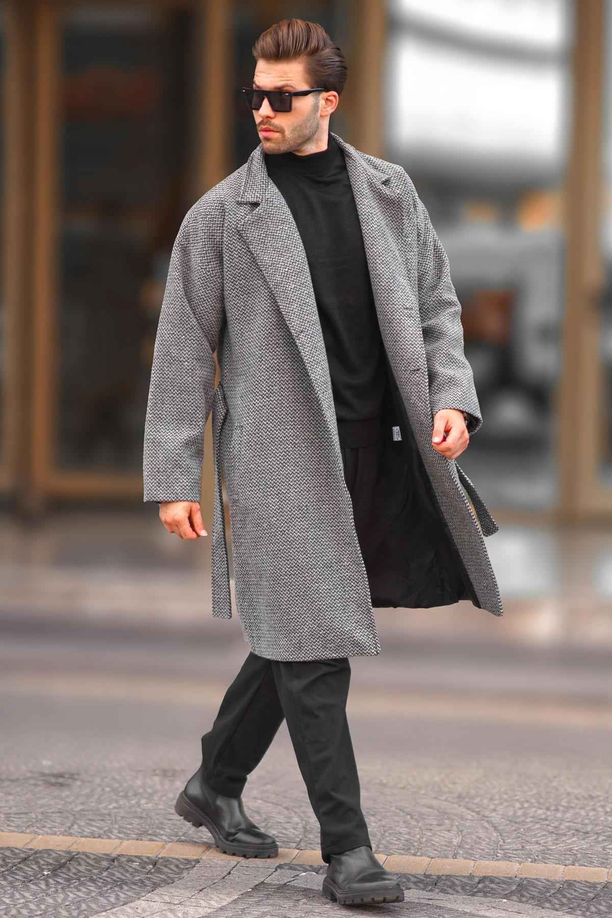 مانتو تمبر طرح دار یقه دو سینه خاکستری