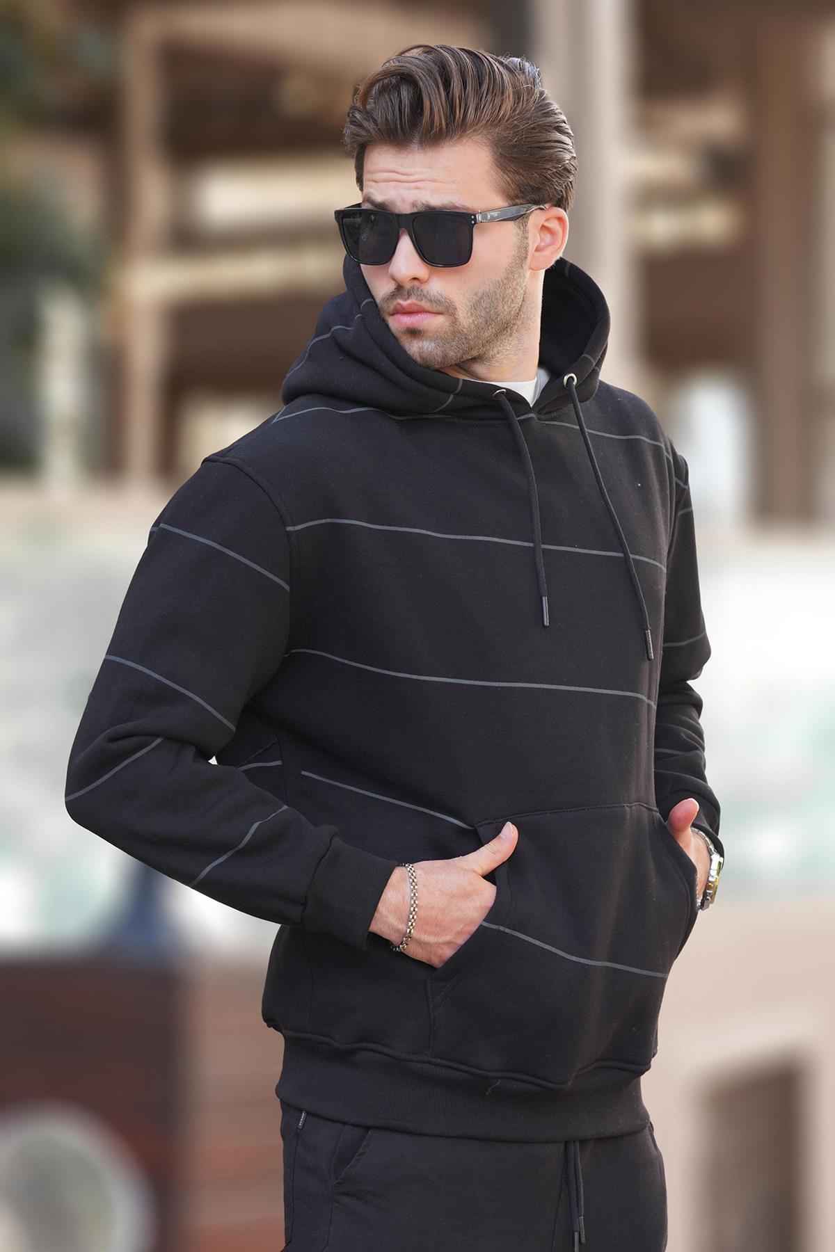 سویشرت مردانه راه راه کلاهدار مشکی با جزئیات جیب