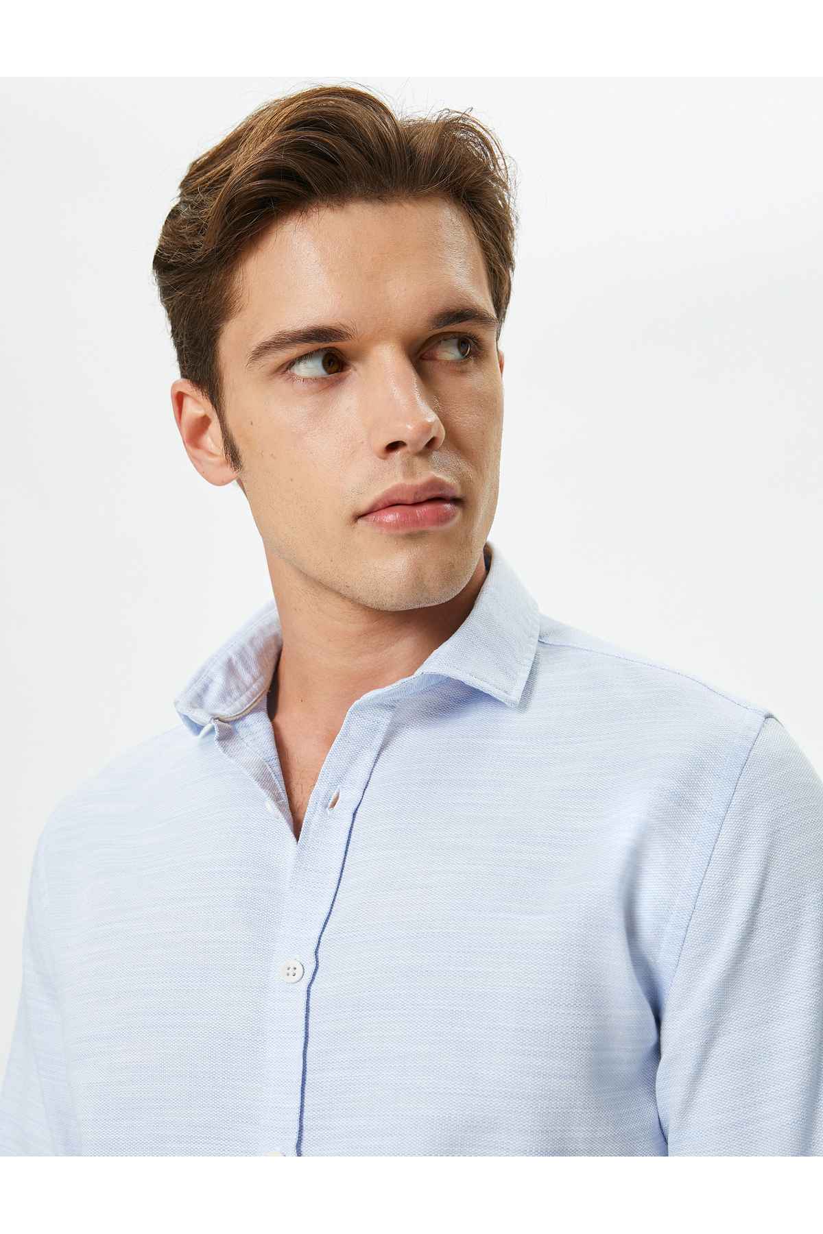 پیراهن باریک یقه کلاسیک آستین بلند دکمه دار نخی