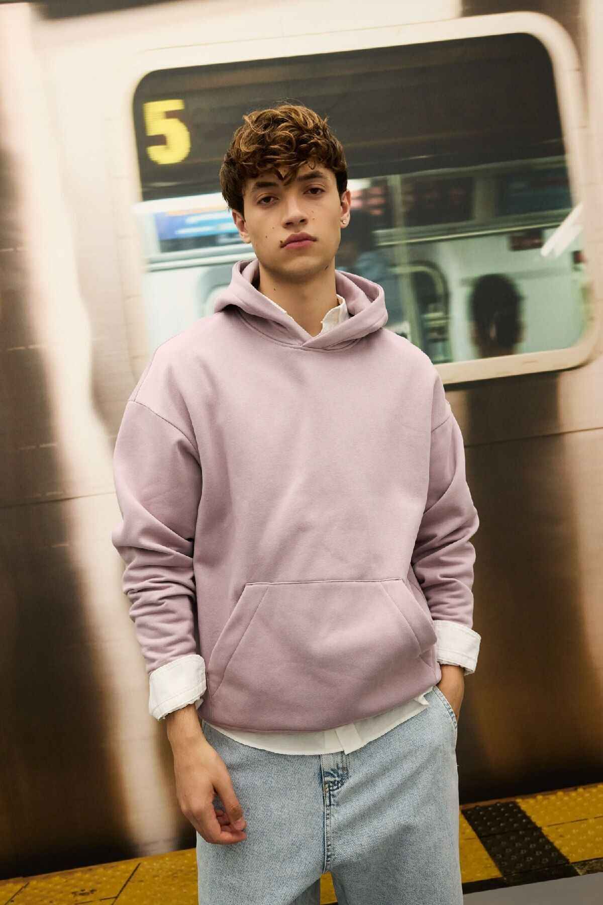 سویشرت ساده ساده کلاهدار مشکی با جیب کانگورو A4331ax24au