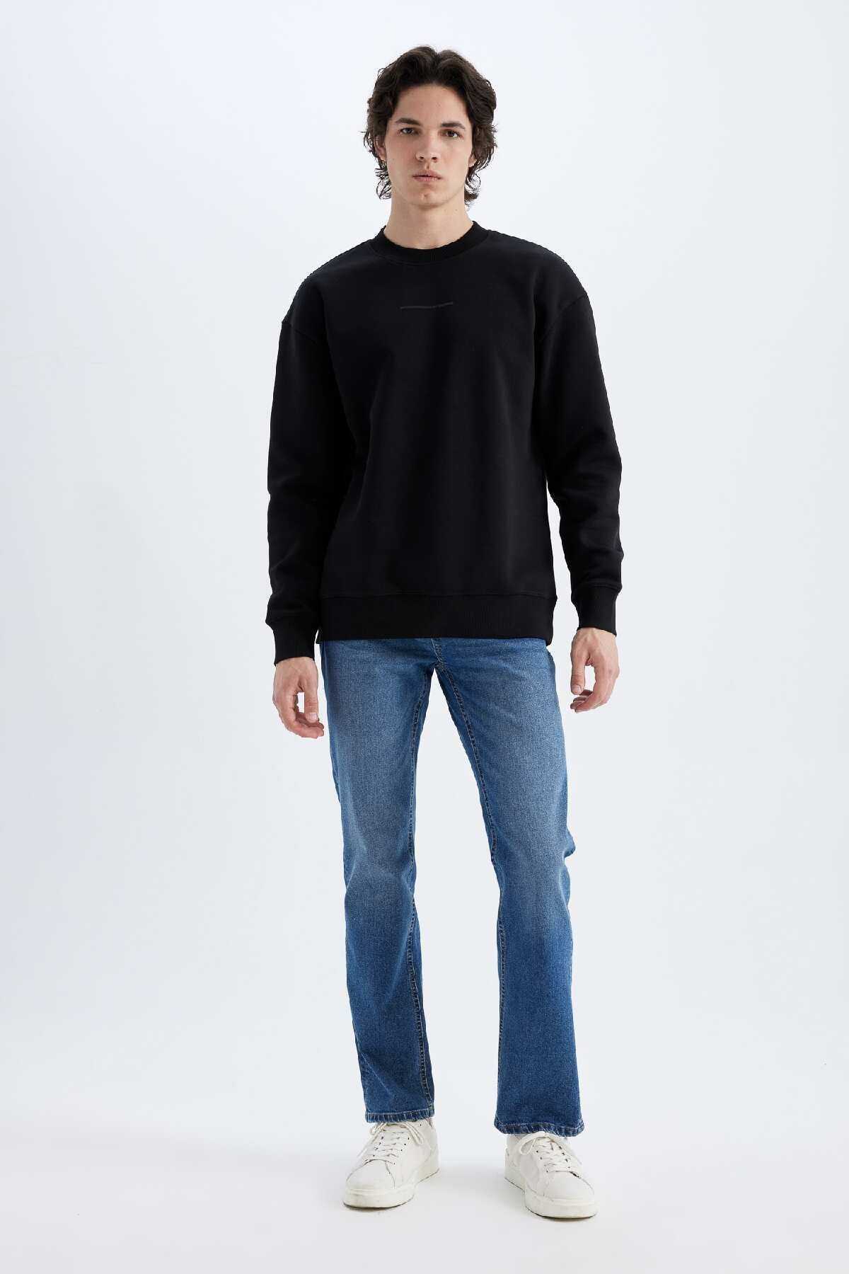 سویشرت طرح دار با یقه باکس سیاه X8282az24au