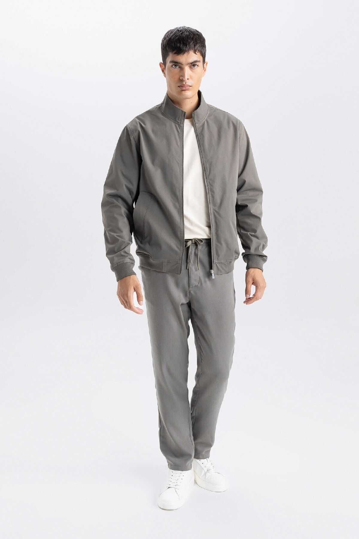 شلوار جیبی توری کمری باریک مردانه خاکی جوگر D8638ax24au