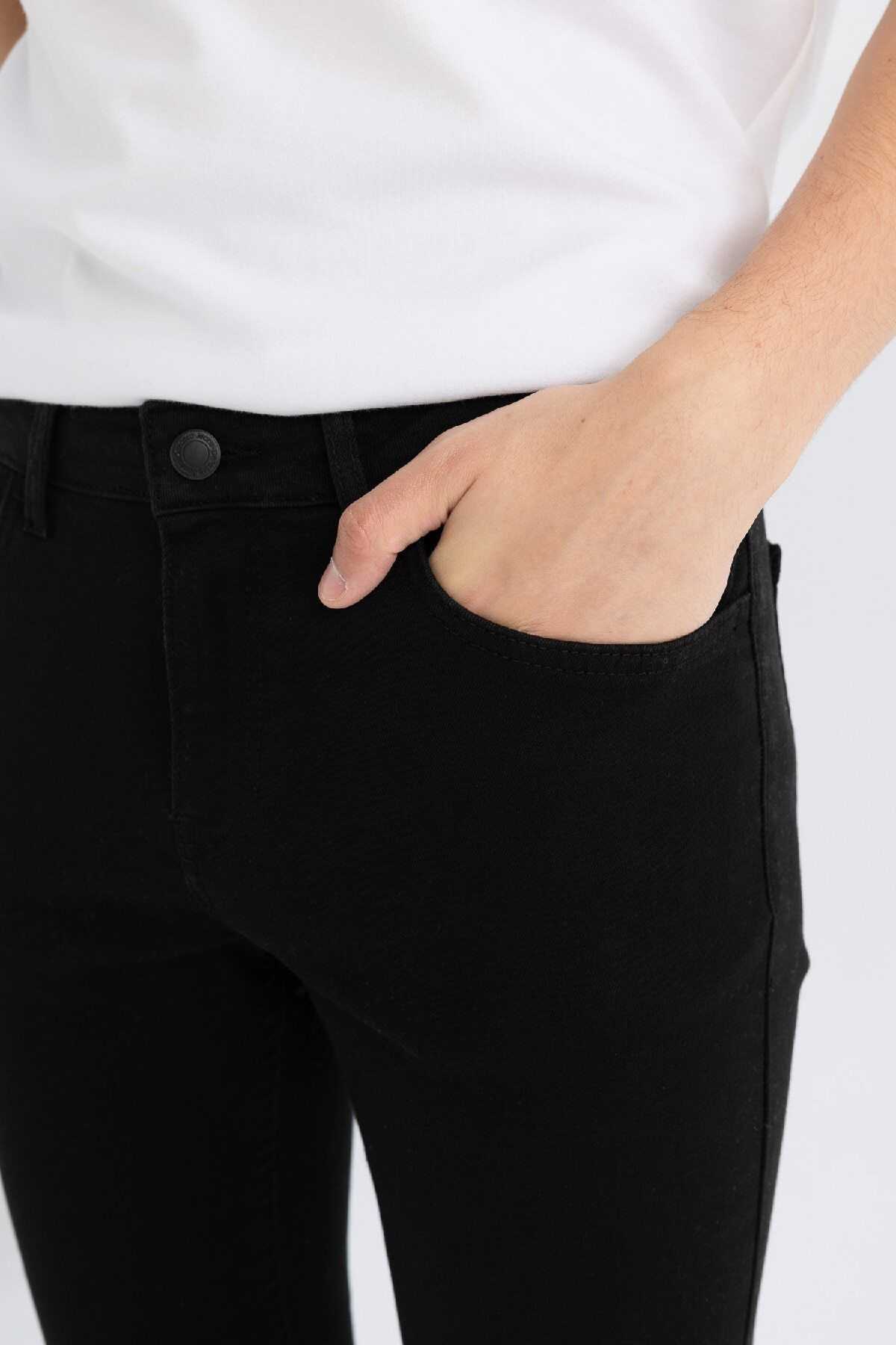 شلوار جین با ساق باریک فوق العاده لاغر