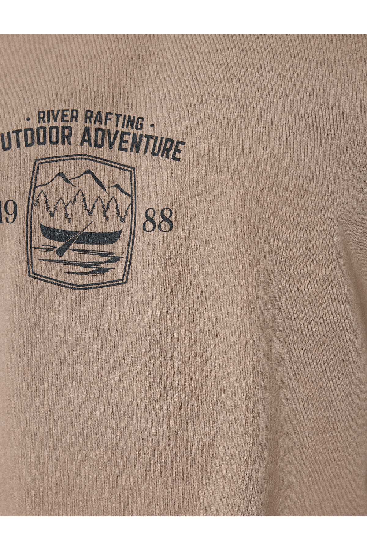 شعار تیشرت آستین کوتاه یقه خدمه نخی