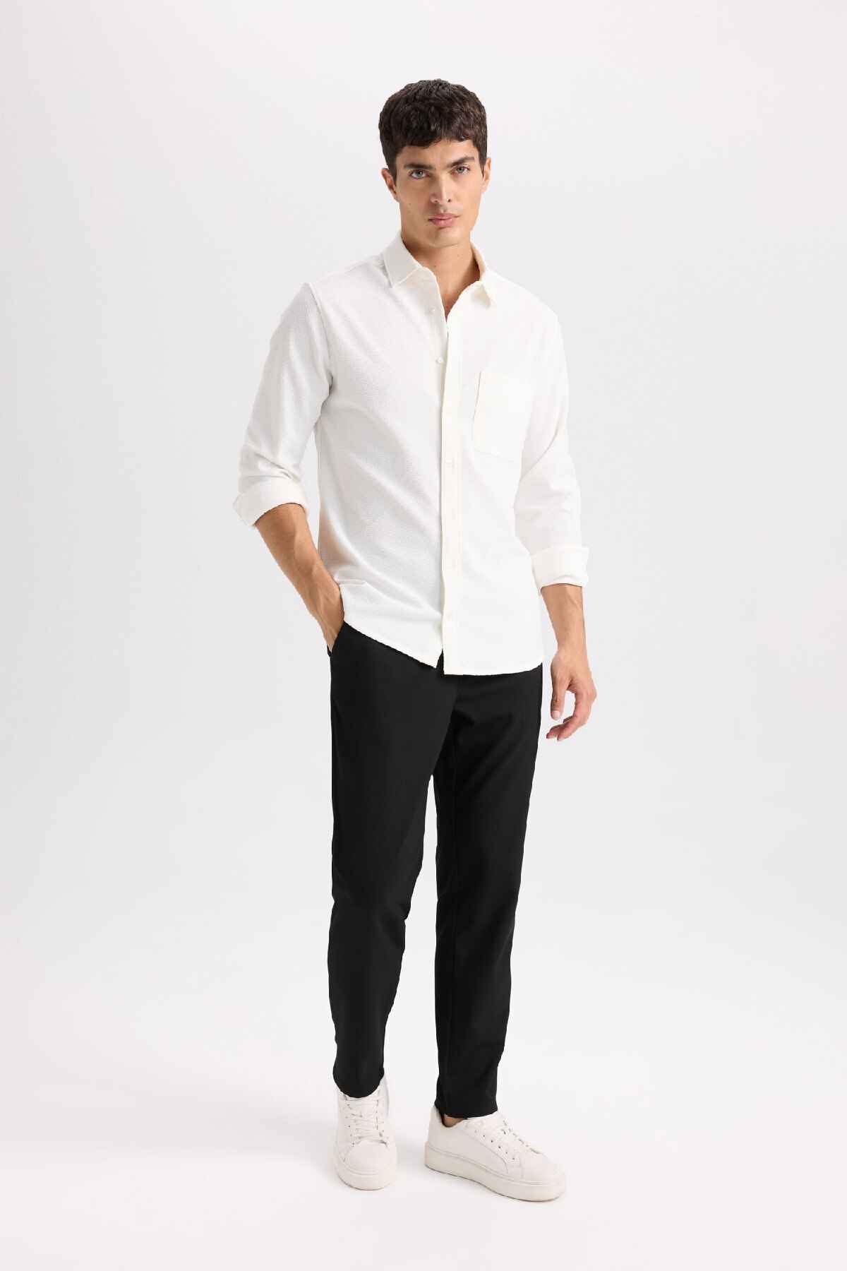 شلوار مشکی بند دار الاستیک ساده با جیب Jogger