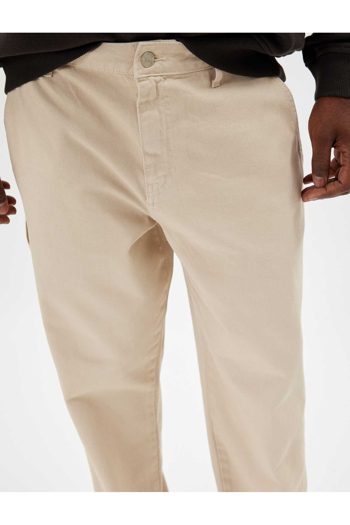 جیب شلوار چینی با جزئیات پنبه