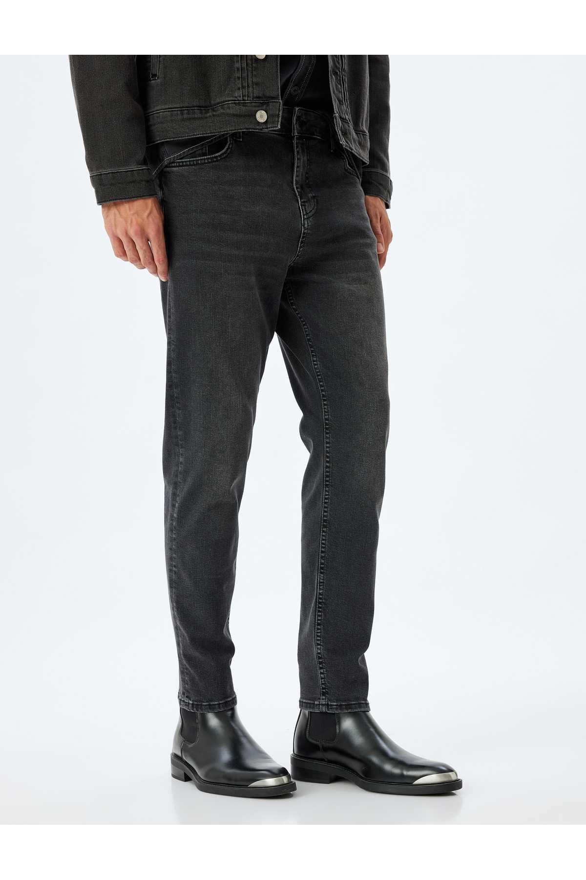 شلوار جین تناسب مخروطی - جو جین