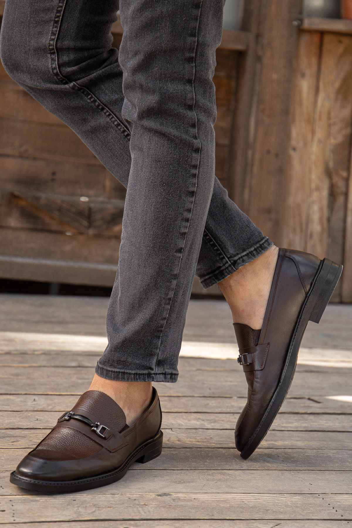 کفش کلاسیک مردانه چرم طبیعی ارتوپدی روزانه D0699