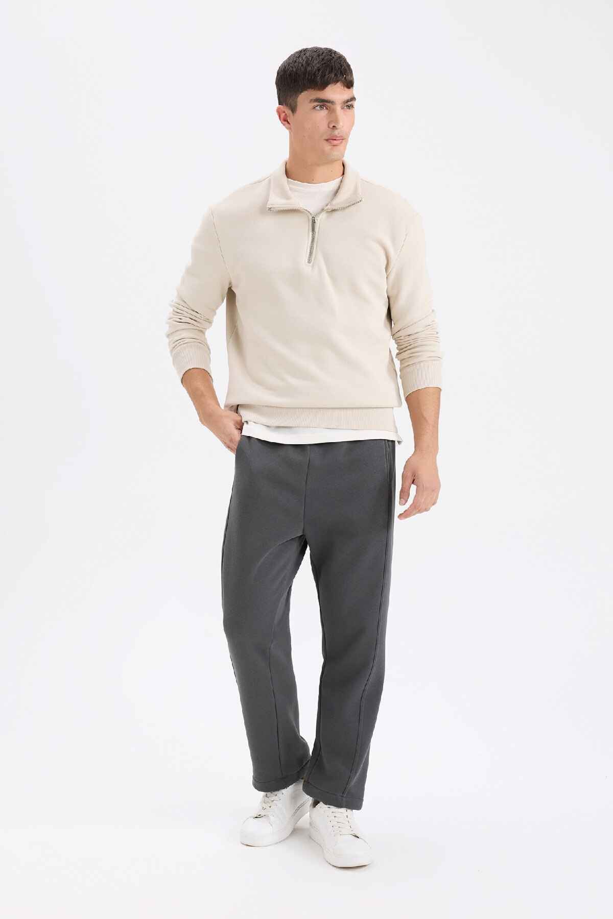 شلوار ورزشی ساده جیبی با تناسب معمولی