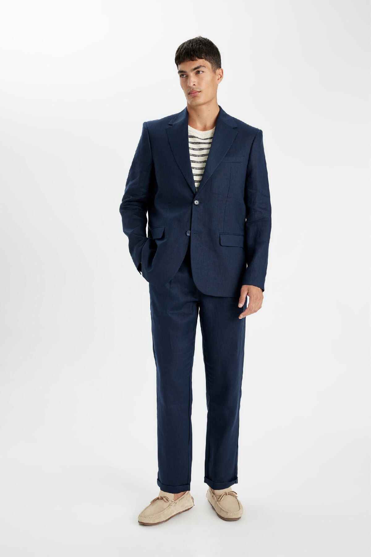 شلوار کتان دو پا را برش دهید