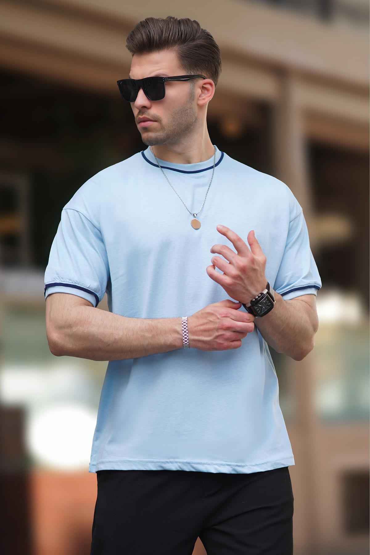 تیشرت یقه دودی آستین یقه راه راه