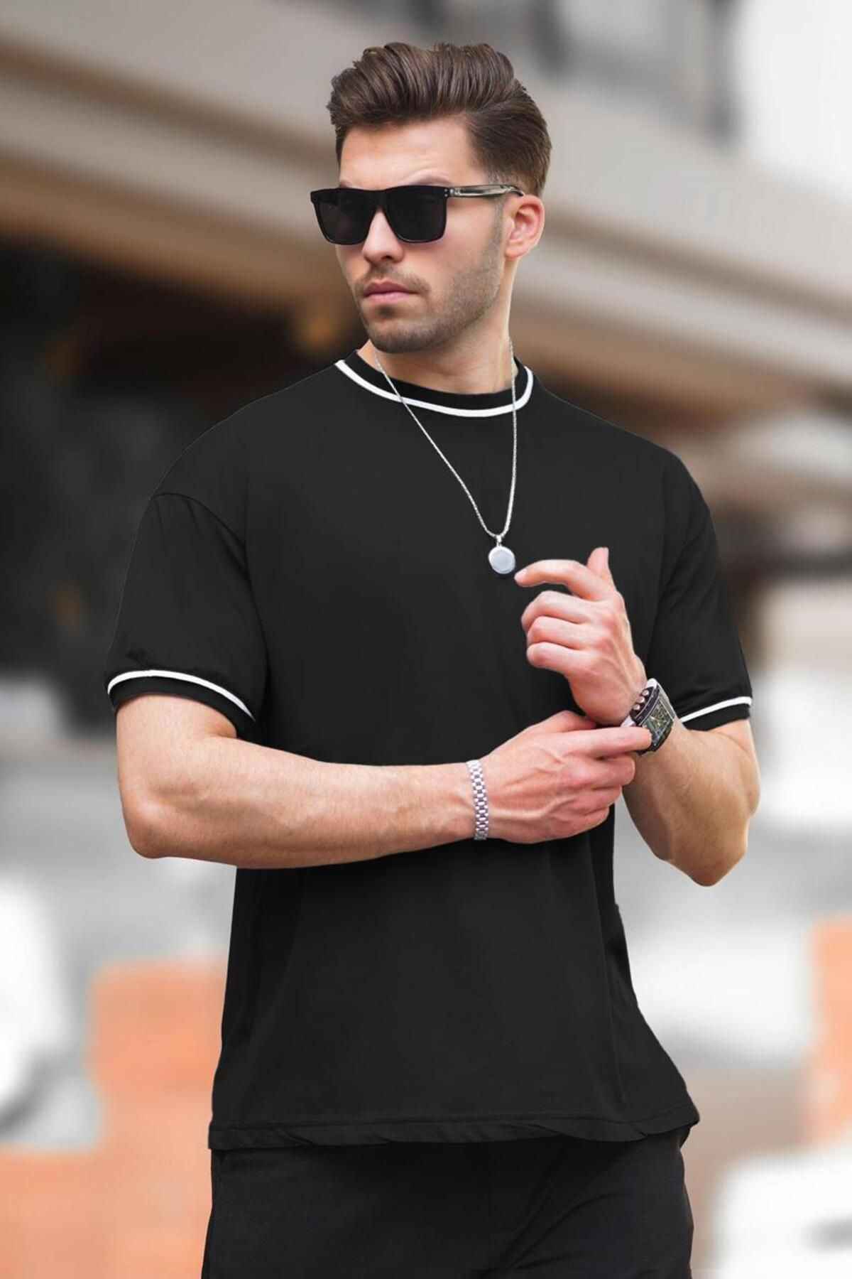 تیشرت یقه دودی آستین یقه راه راه