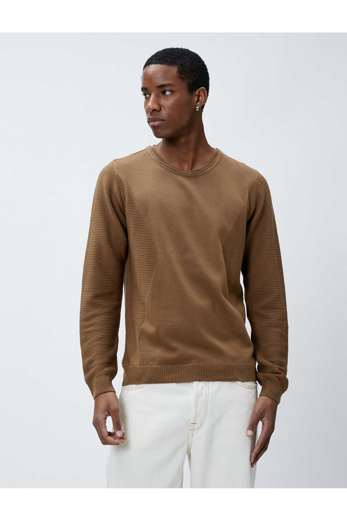 یقه اسلیم پیراهن کش ساده با بافت آستین بلند